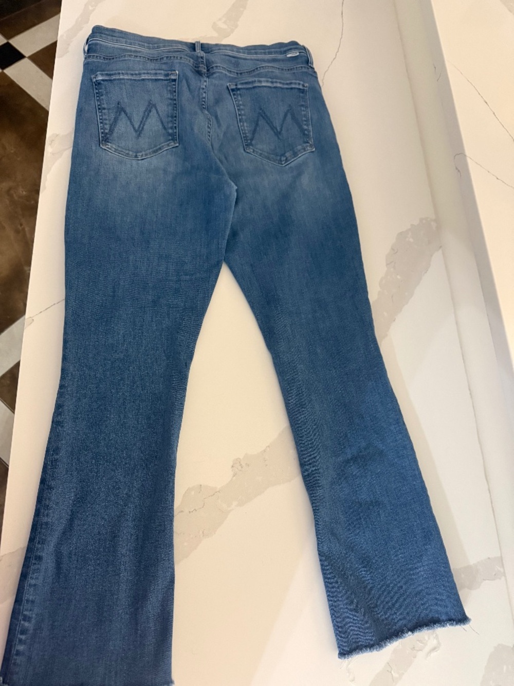 Mother Jeans sz 33- The Insider Flood Fray